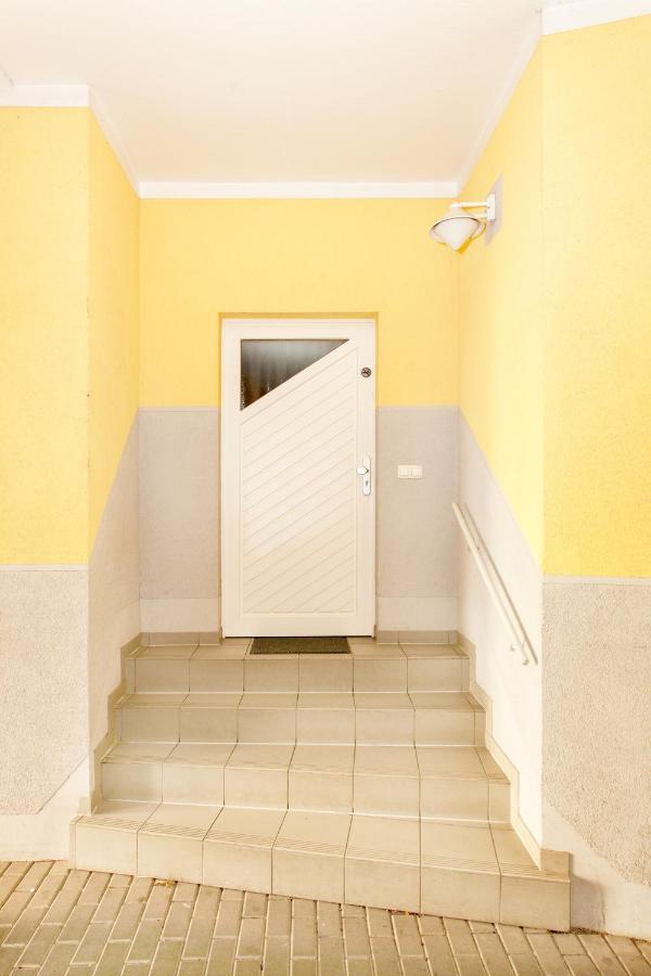 Ferienwohnung City エアフルト エクステリア 写真